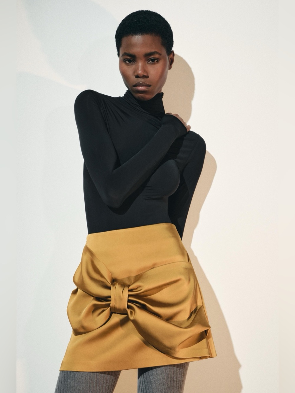 Zara Satin Bow Mini Skirt XS Gold Statement Bow Party Cocktail